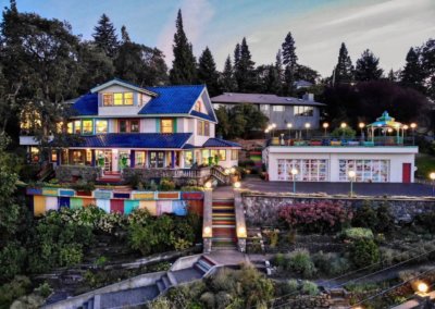 Oregonlive: Colorful Hood River Craftsman is for sale at $1.45 million