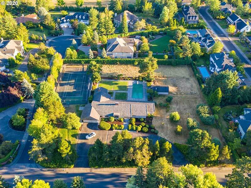 OregonLive: 12 Oregon homes sold for $200,000 over asking price or more in 2020